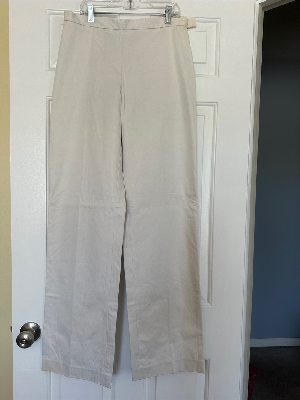 Italian Women's Cream Straight-Leg Pants